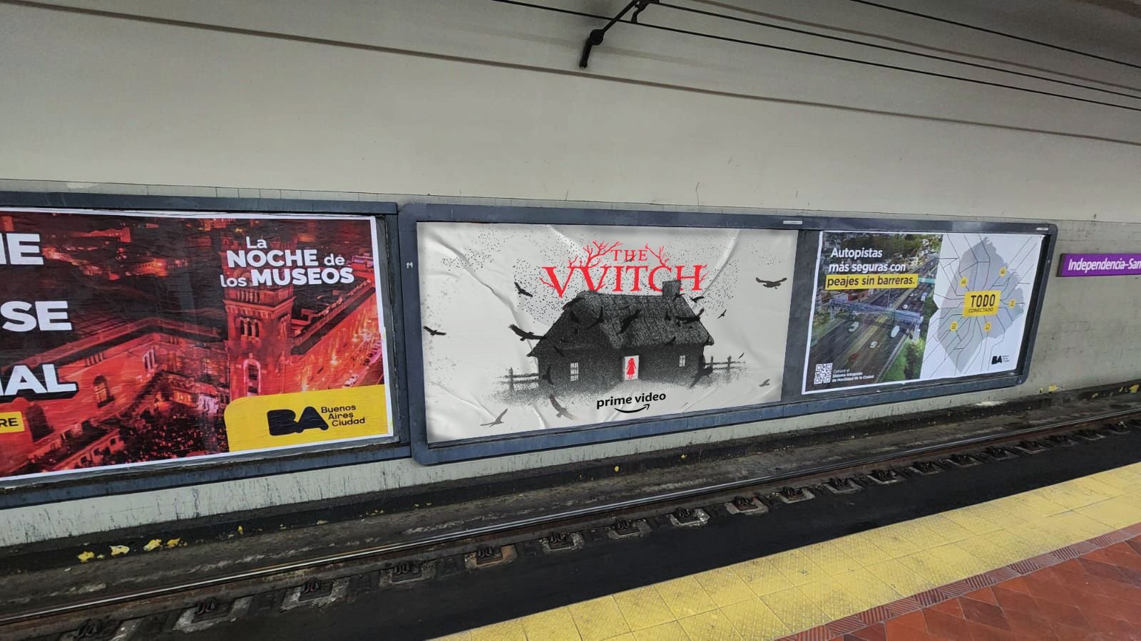 Afiche en el andén